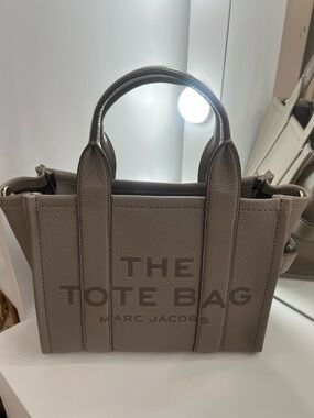 Marc Jacobs Small Leather The Tote Bag